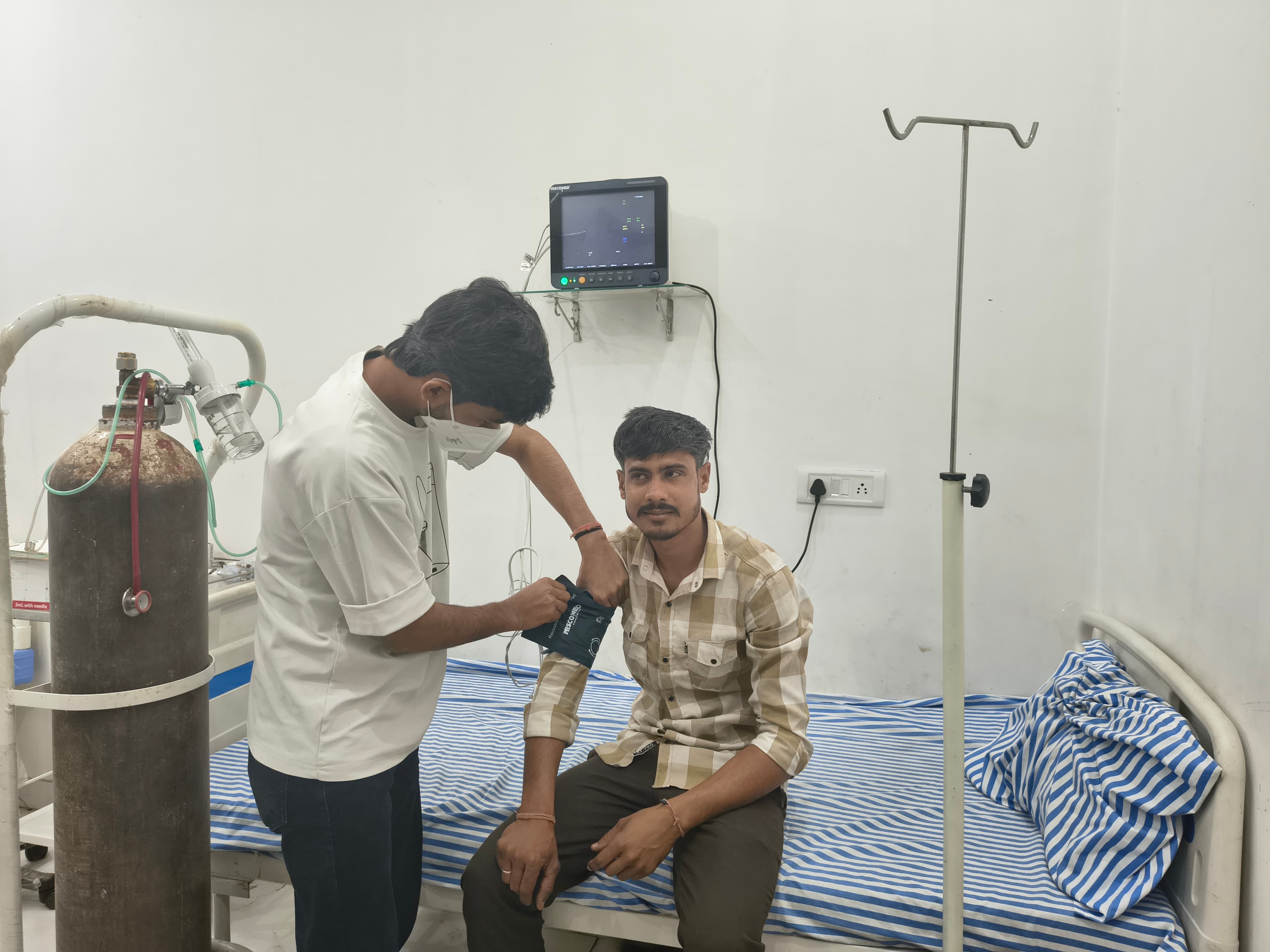 Hitarth Hospital Photo 7